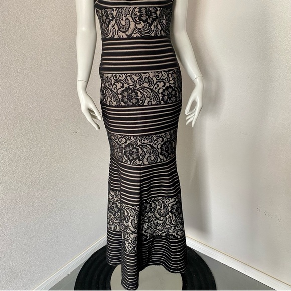 Striped Lace Sleeveless Tumpet Gown - Picture 5 of 13